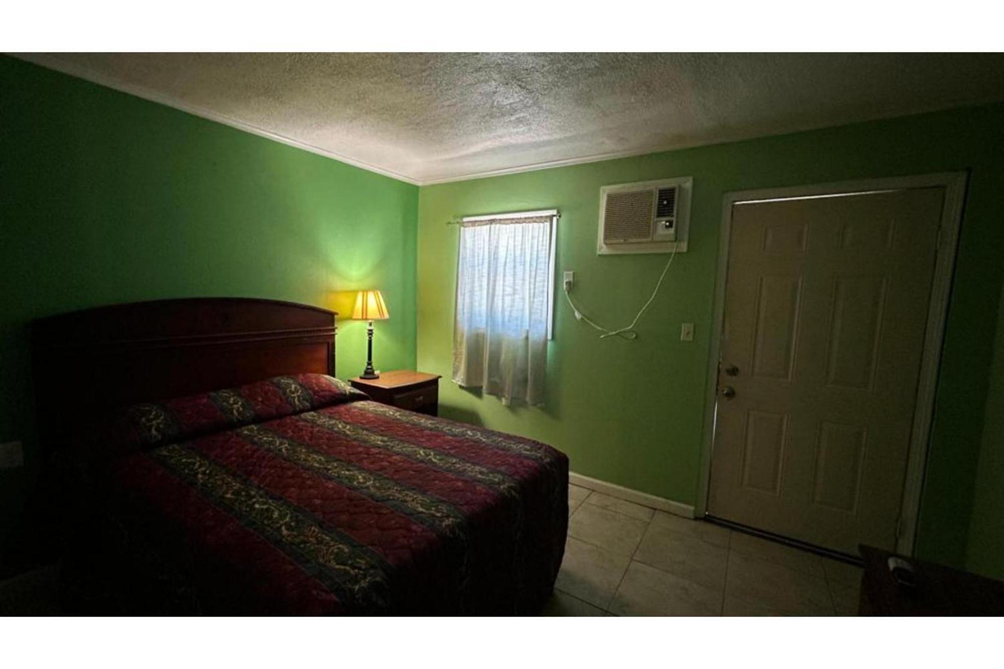 Monterrey Motel Padre Island, Corpus Christi By Oyo Экстерьер фото
